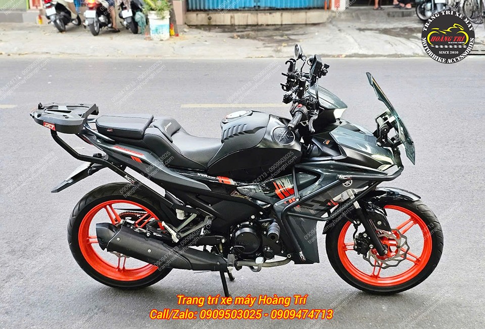 Tổng thể chiếc Exciter 155 nay mang phong cách thể thao, hầm hố và đầy cá tính