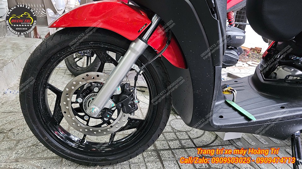 Nhờ vào hệ thống ABS, khả năng phanh của xe được nâng cao và an toàn hơn khi vận hành