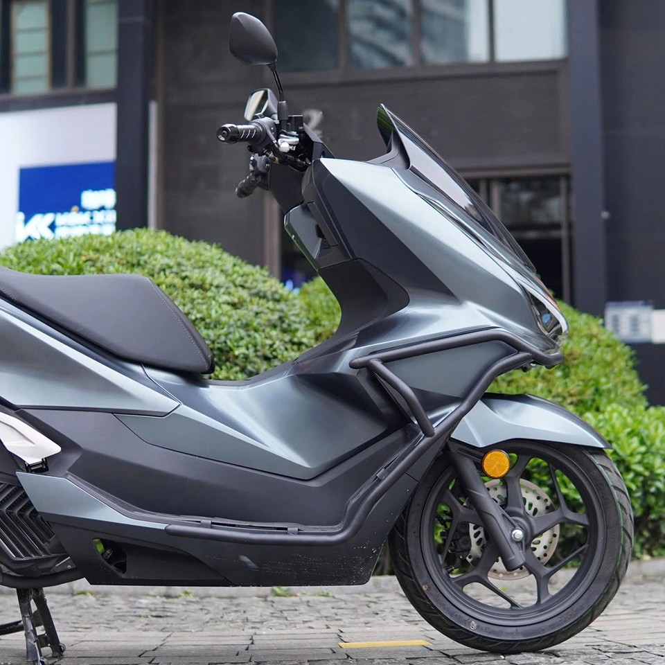 Khung chống đổ HTR dành cho PCX 160 2025 – giải pháp bảo vệ toàn diện cho xe