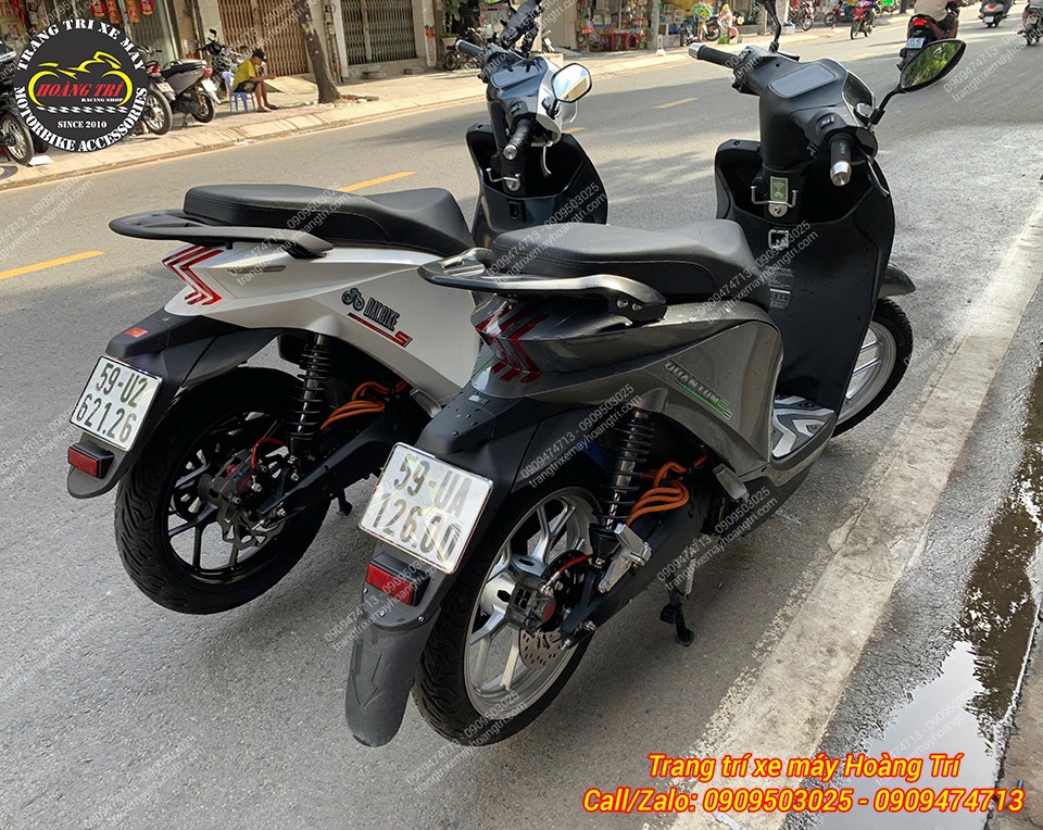 Hai chiếc DatBike Quantum cùng đến cửa hàng để nâng cấp dàn chân mạnh mẽ