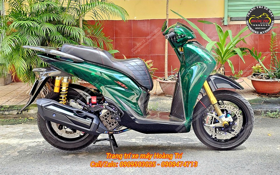 Lựa chọn dàn áo trong suốt phong cách Sh Vetro là cách chơi vừa tiết kiệm vừa hiệu quả