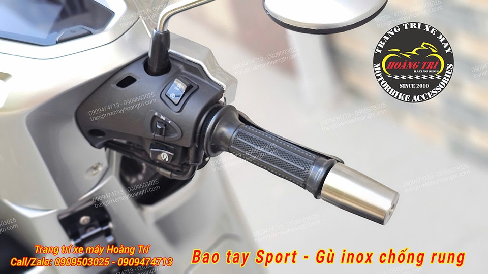 Xe được trang bị bao tay và gù tay lái inox giúp giảm rung hiệu quả