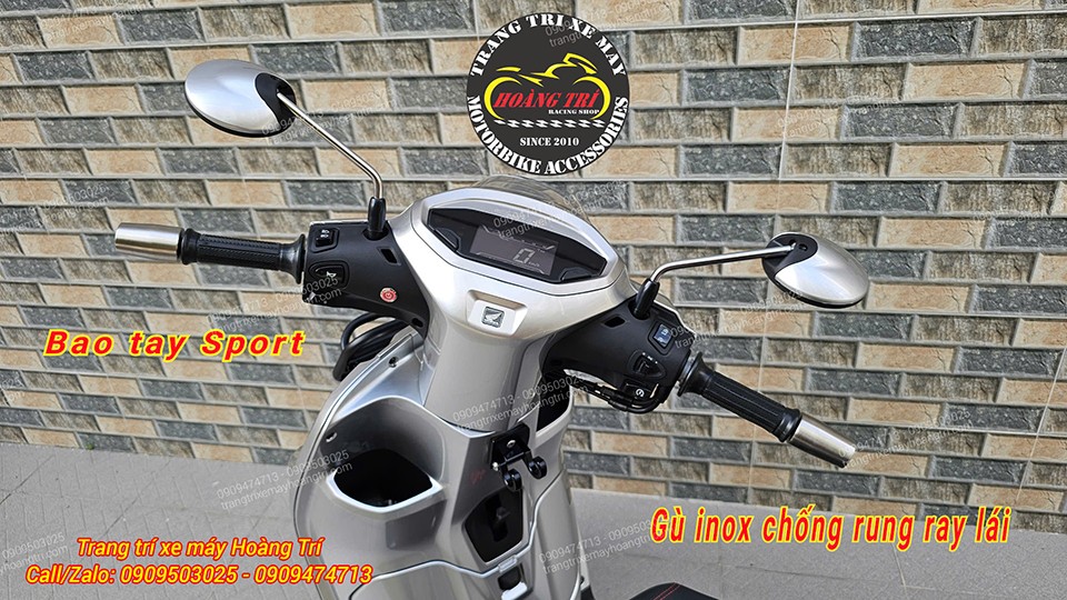 Hai bên tay lái được đồng bộ để tạo sự hài hòa trong thiết kế
