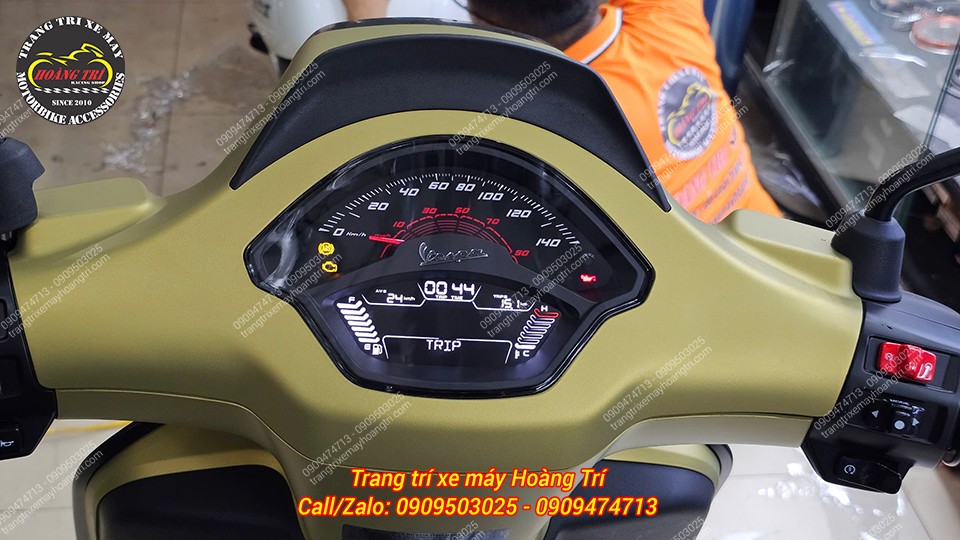 Đồng hồ có thể kết nối đa phương tiện, đồng bộ với điện thoại để hiển thị tin nhắn và cuộc gọi