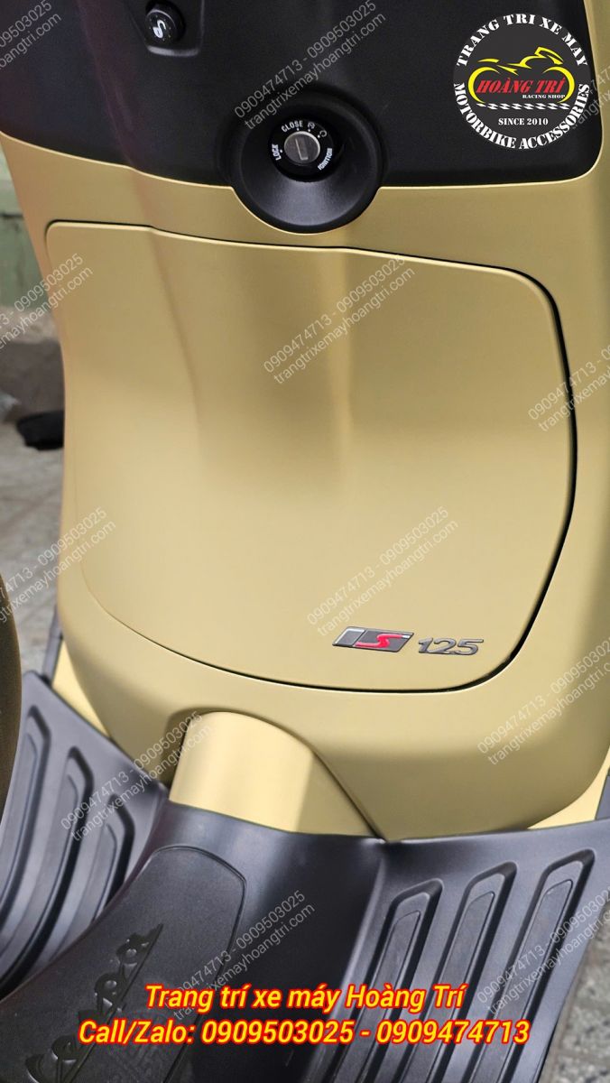 Cốp trước xe cũng đã được dán PPF kỹ lưỡng để bảo vệ toàn diện