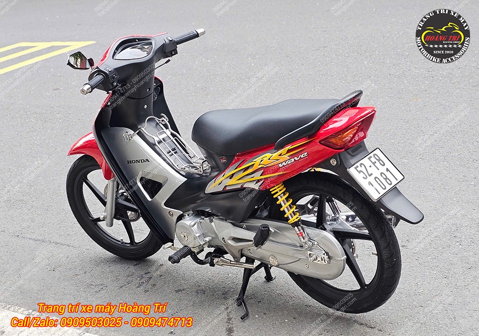 Cùng đi qua những ngày mưa, qua những khó khăn nên xế cưng giờ đây là một phần ký ức, kỷ niệm