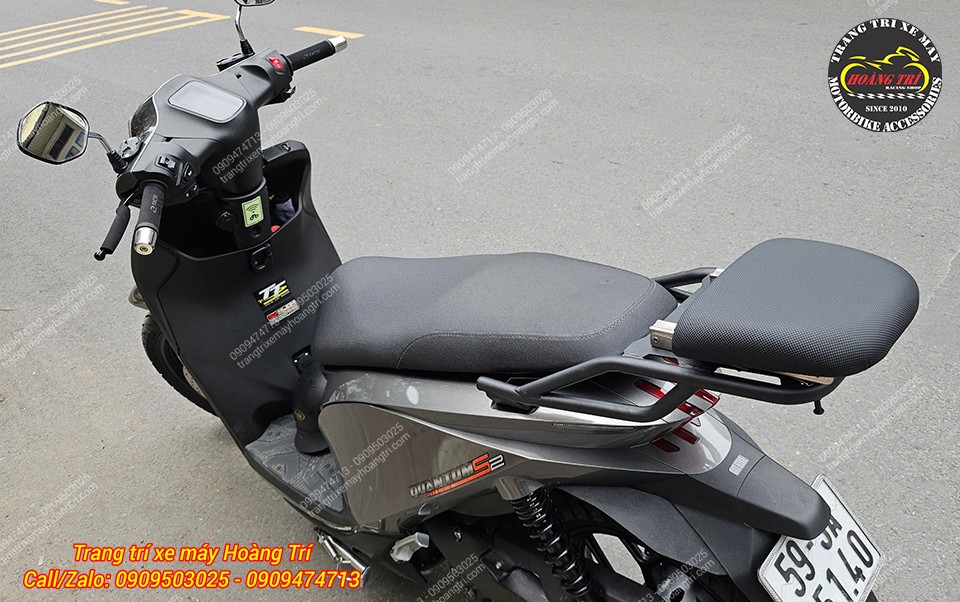 Baga sau đồng thời đóng vai trò là tựa lưng tiện lợi cho người ngồi phía sau