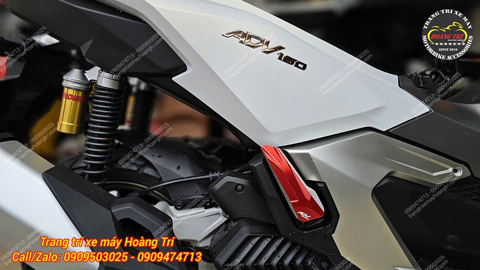 Chỉ một chi tiết nhỏ cũng giúp chiếc ADV có diện mạo mới mẻ, gọn gàng và tinh tế