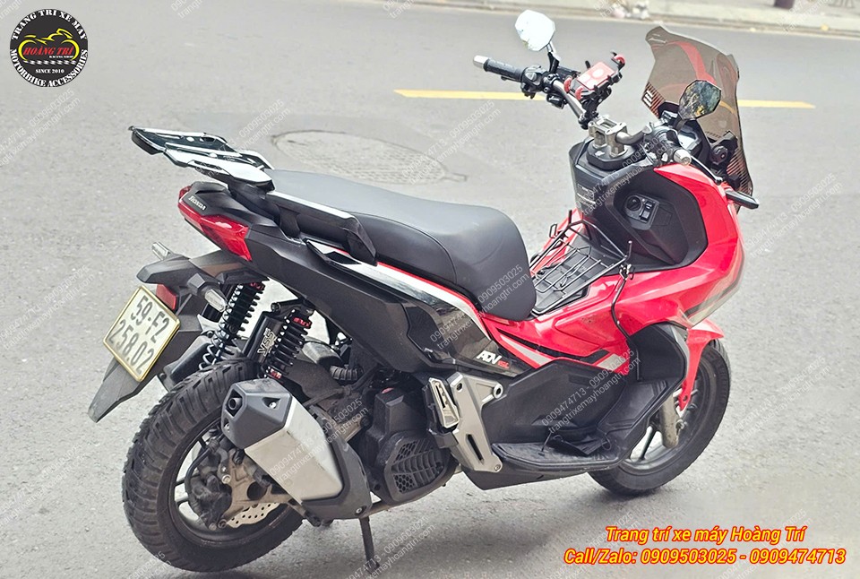 Trang bị YSS G-TX cho ADV 150 giúp chiếc xe thêm nổi bật, đậm chất thể thao và cao cấp