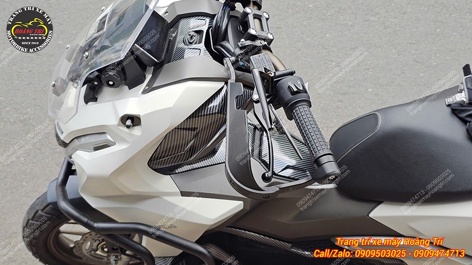 Có thể thay thế nhanh chóng cho xi nhan nguyên bản trên ADV 160