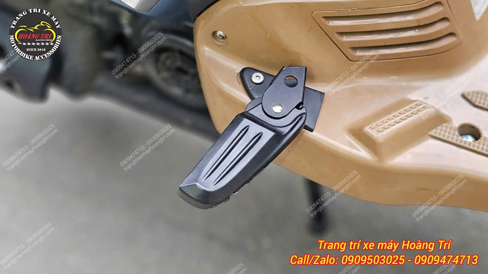Phiên bản gác chân Vespa dành cho HSV3 có màu đen mờ đầy ấn tượng