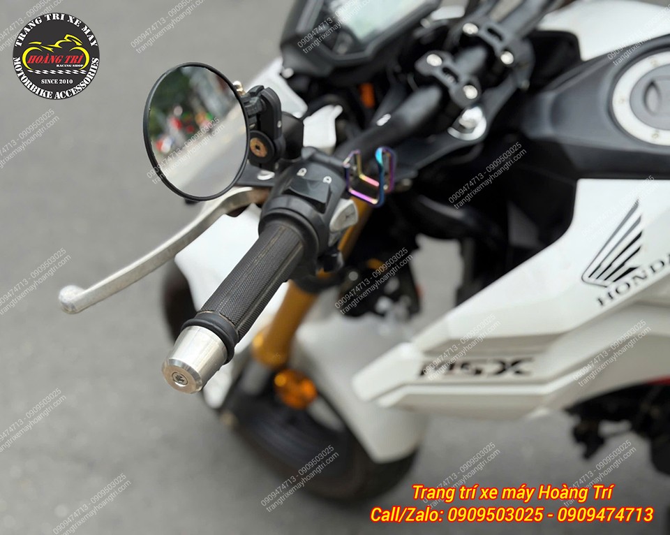 Cận cảnh phần cùm tay lái bên trái của MSX khi được trang bị gù tay lái inox