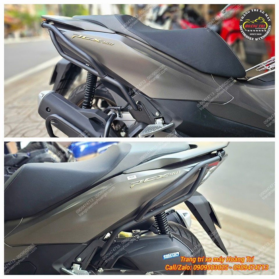Cận cảnh hai bên xe PCX 160 2025 sau khi lắp thêm khung chống đổ phía sau