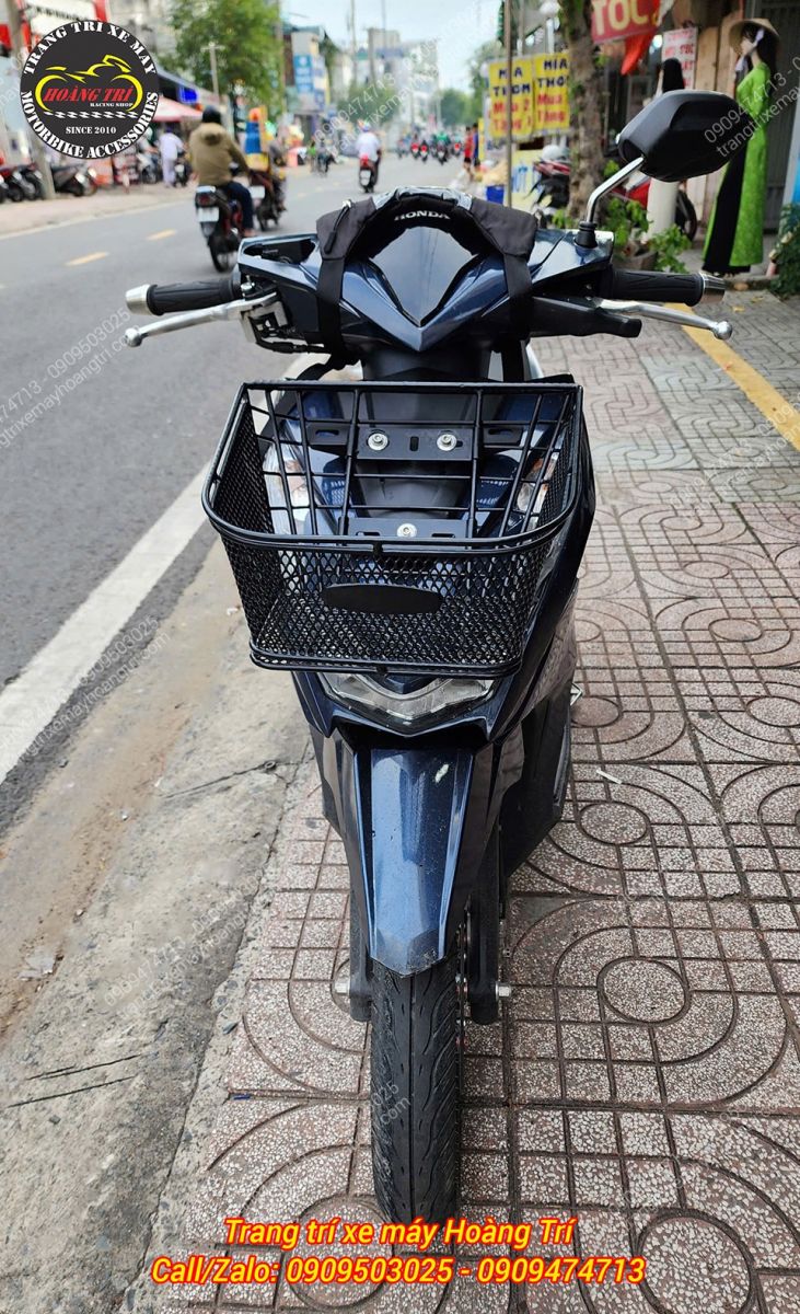 Được gắn trên xe Honda Beat và tương thích với nhiều mẫu xe khác