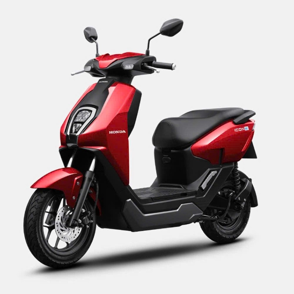 Nên trang bị đầu tiên khi vừa mua xe để tránh bị trầy xước sàn xe