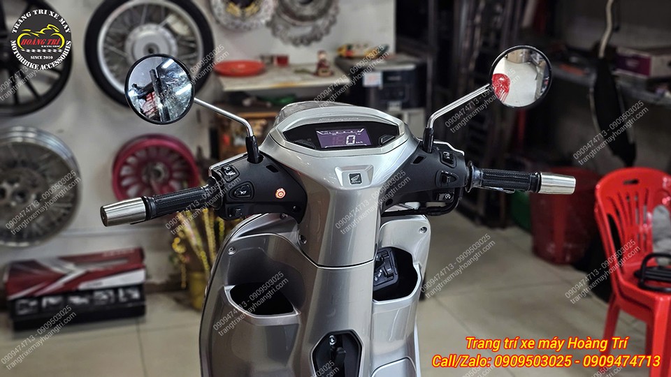 Bộ 3 phụ kiện: bao tay, tay thắng và kính hậu là lựa chọn lý tưởng khi nâng cấp.
