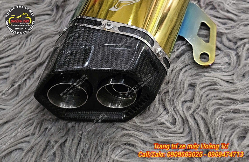 Thiết kế 2 nòng với ốp đuôi pô carbon cá tính