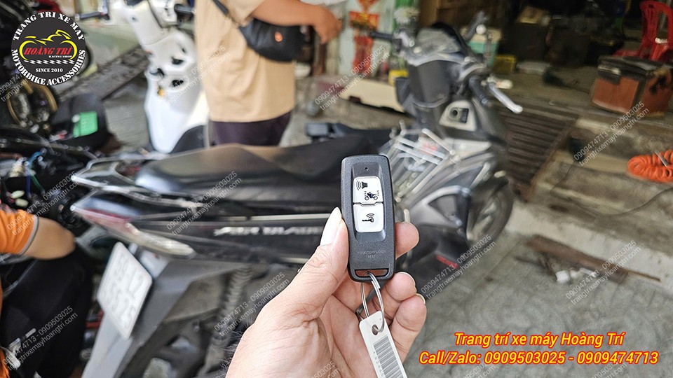 Xem chi tiết Airblade 2016 sau khi lên khóa Smartkey Honda SH 350