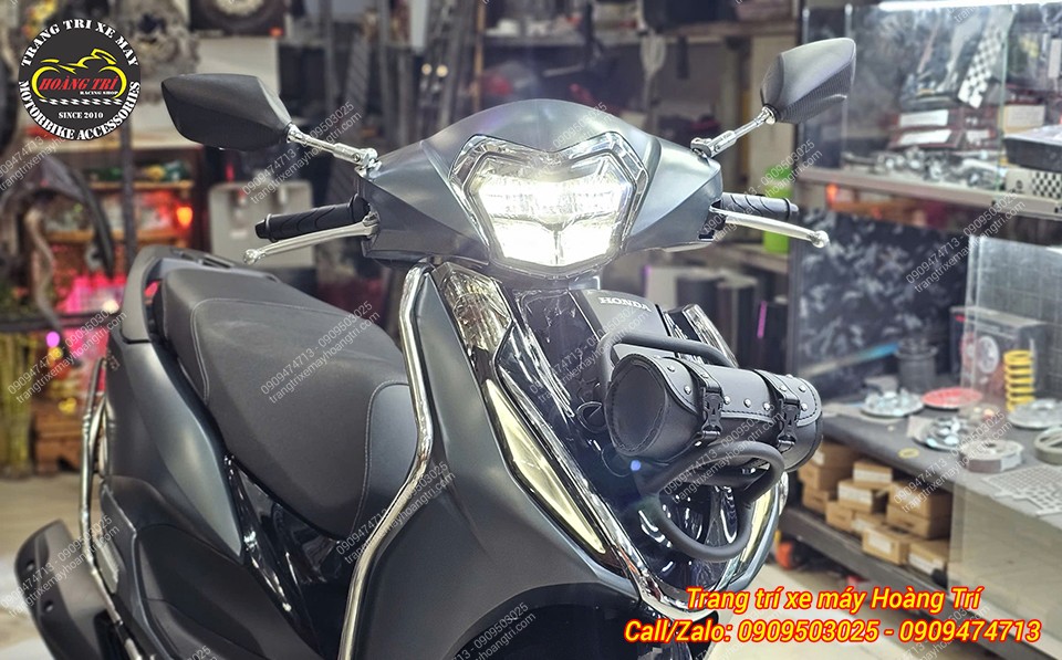 Túi treo tiện dụng trên baga trước
