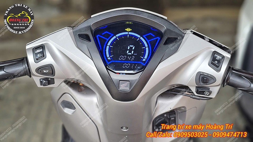 Sau khi hoàn tất lắp đặt, đồng hồ thể hiện các thông số chính xác và rõ nét