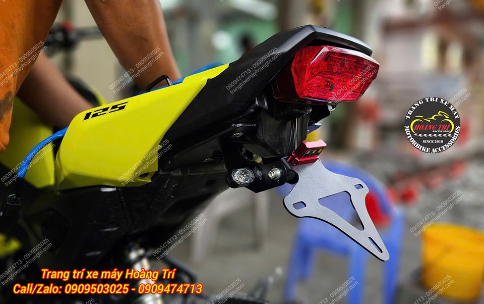 Chiếc MSX đã được trang bị pát biển số bật gập hai chiều đầy tiện lợi