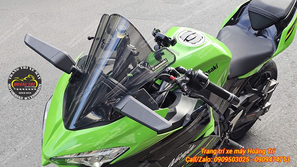 Gương chiếu hậu H2R dạng cánh gió đã được trang bị cho Ninja 400