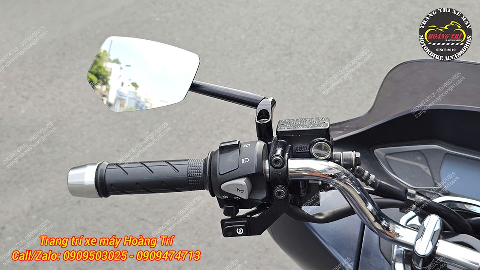 PCX 160 được trang bị kính hậu Motogadget Race 2041 chính hãng