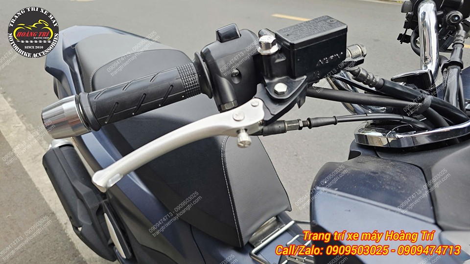 Chất liệu cao cấp, bền bỉ, chống gỉ sét và giúp trang trí xe PCX 160 nổi bật hơn
