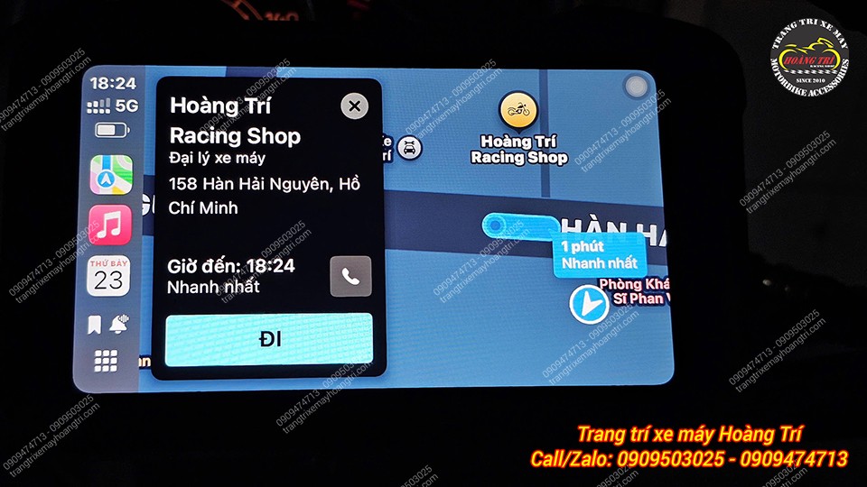Màn hình dẫn đường hiển thị chi tiết lộ trình, địa điểm, thời gian