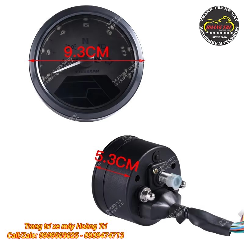Đồng hồ có kích thước nhỏ gọn, chỉ nhỉnh hơn đèn trợ sáng một chút