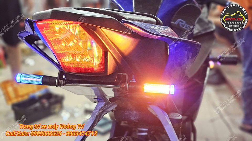Chế độ xi nhan cho ánh sáng vàng rõ rệt, nổi bật giúp xin đường thuận tiện hơn