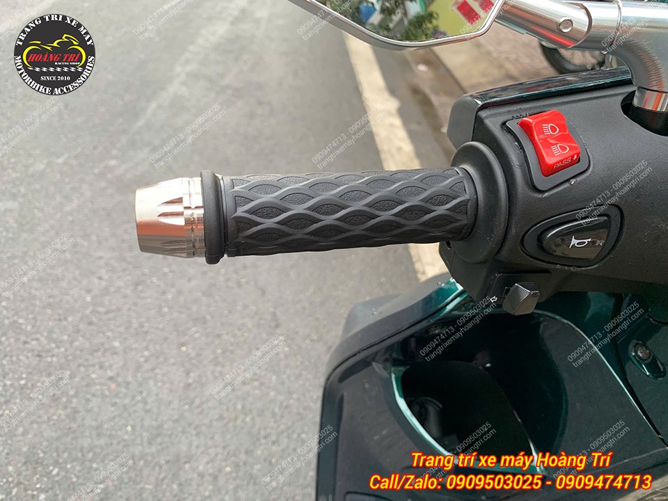 Bao tay Daytona chính hãng mã 97467 được gắn thêm cho Stylo 160
