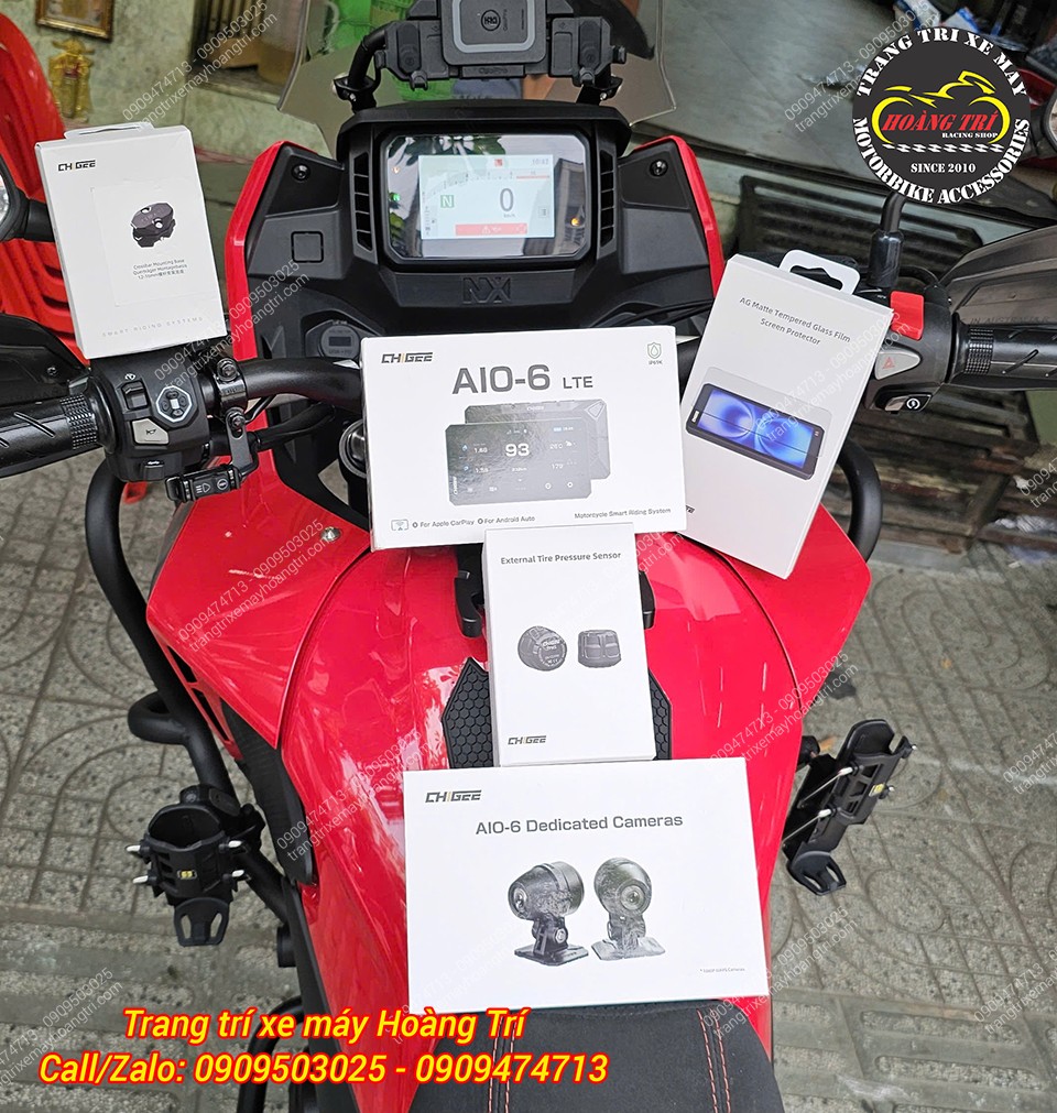 Khách hàng ghé shop nâng cấp màn hình AIO-6 LTE với độ hoàn thiện cao cấp