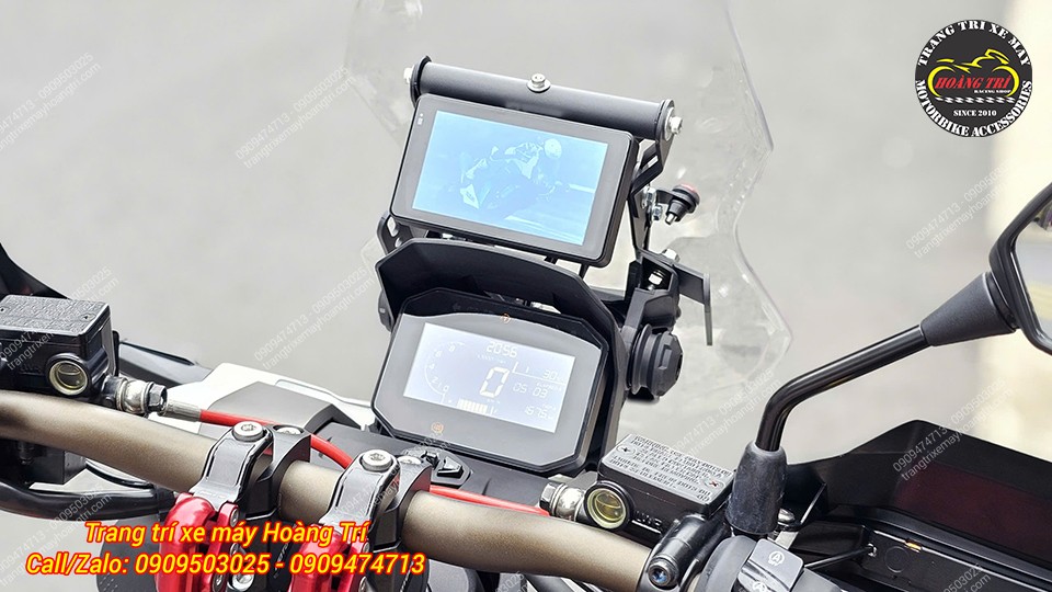 Cặp đôi ADV 150 và ADV 160 cùng so kè sau khi được trang bị màn hình Elook