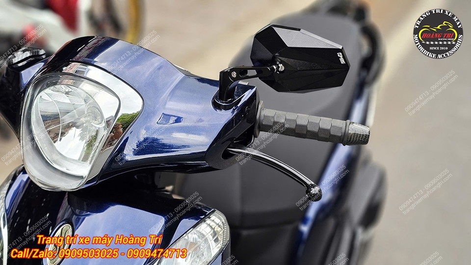 Sh Mode được thay thế kính hậu zin bằng mẫu kính hậu H2C V5