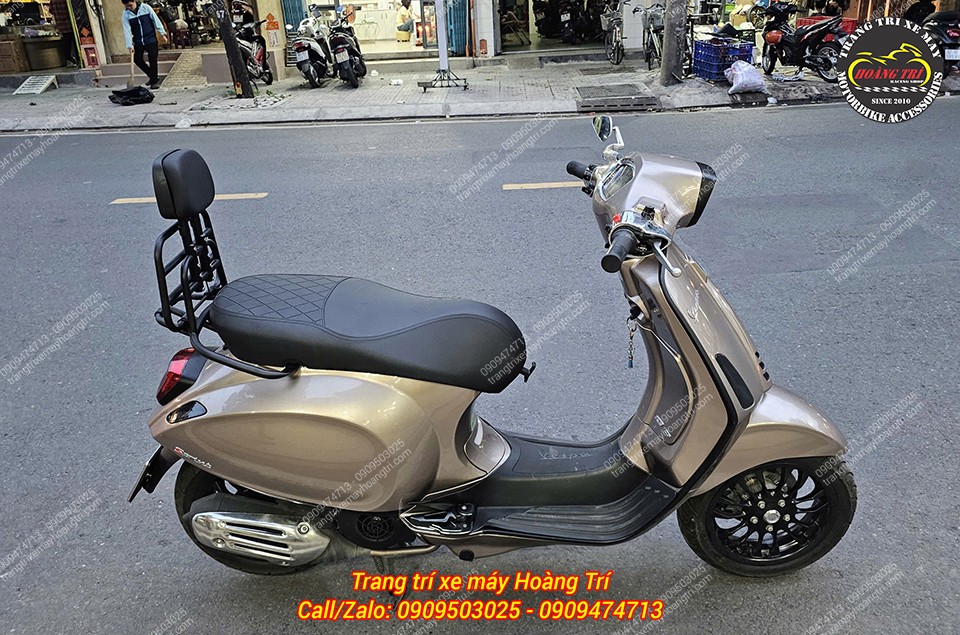 Sản phẩm đang có mặt tại Hoàng Trí Shop – hỗ trợ giao hàng trên toàn quốc