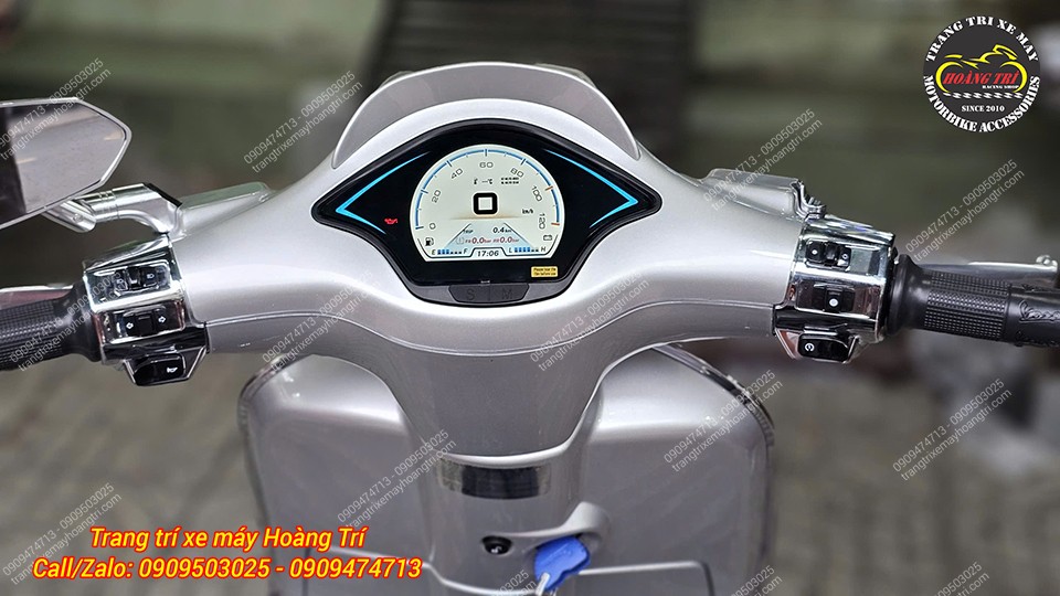 Chế độ sáng hỗ trợ người lái quan sát thông tin dễ dàng vào ban ngày