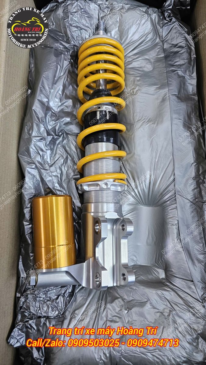Khui hộp phuộc trước với gam màu vàng nổi bật đặc trưng Ohlins