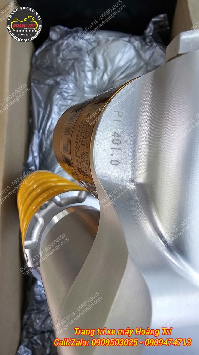 Mỗi cây phuộc Ohlins đều có khắc mã Model riêng biệt