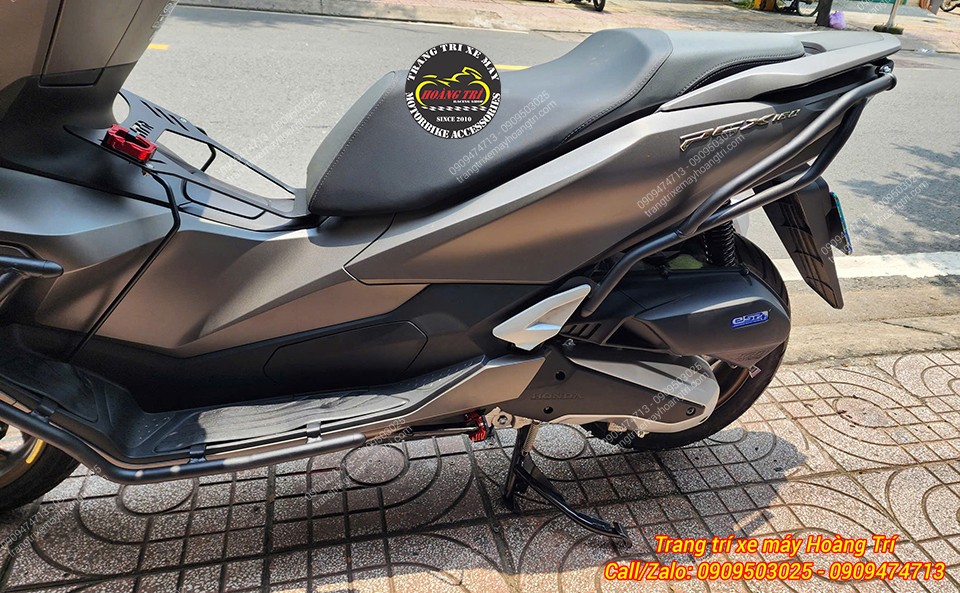 Khung chống đổ PCX 160 đã được gắn hoàn chỉnh – Bảo vệ hông xe tránh trầy xước
