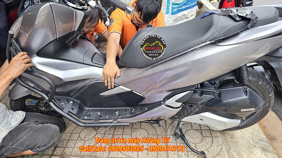 Các điểm bắt ốc được đặt ngay dưới khu vực để chân trước
