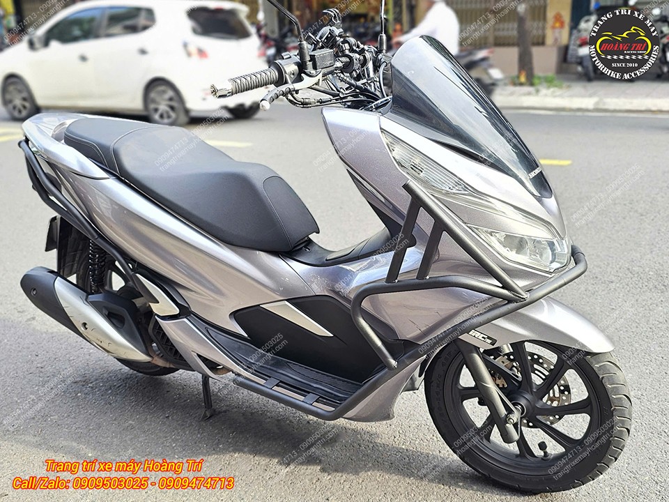 Thường được lắp cùng khung chống đổ trước HTR để tạo thành combo bảo vệ xe