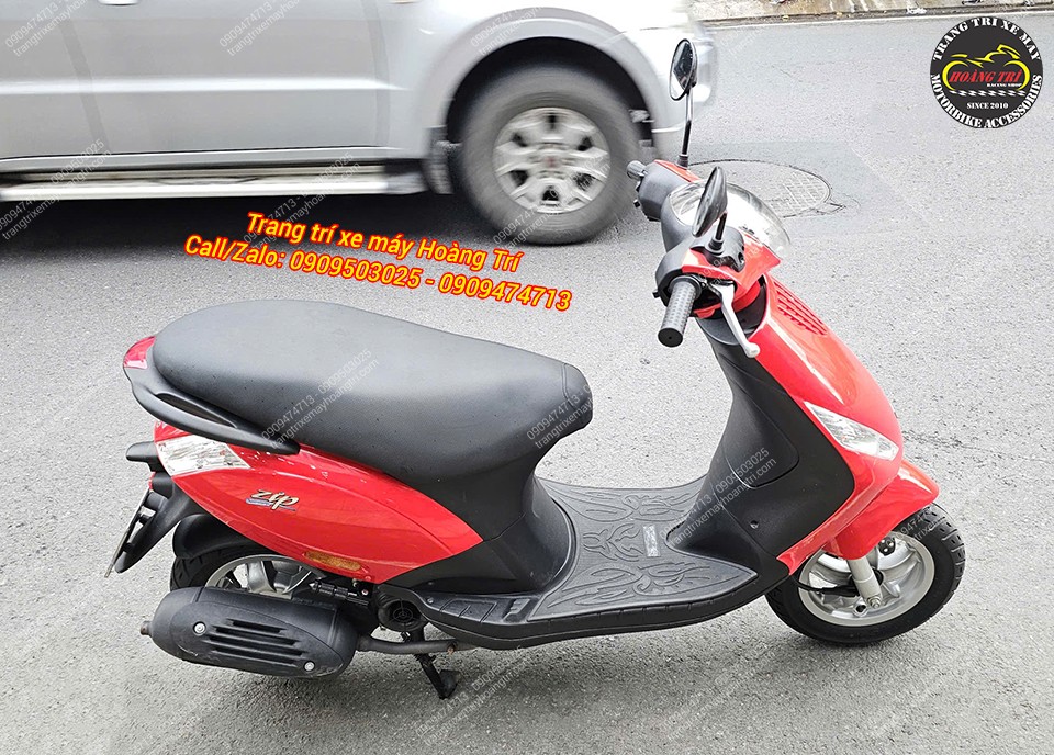 Phụ kiện gác chân phụ ZIP được anh em đánh giá là cần thiết cho xe