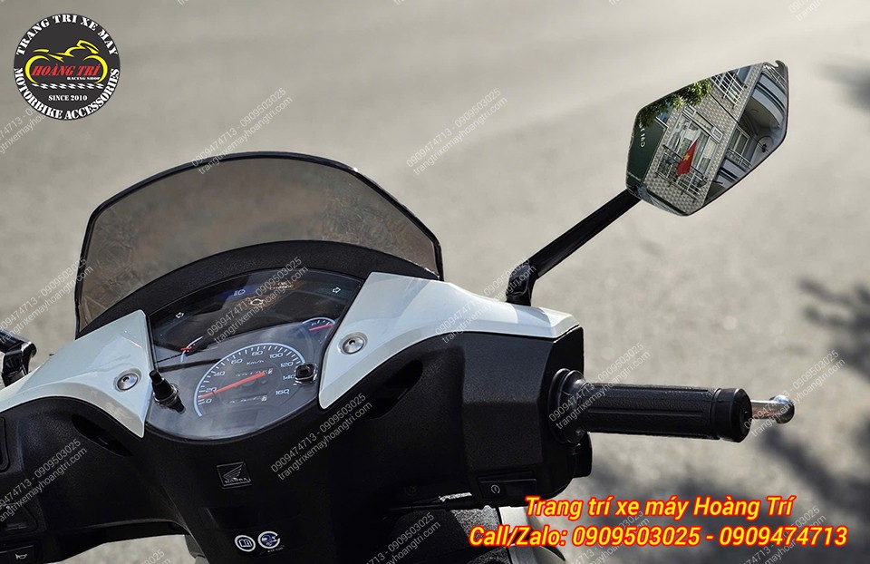Sh Ý đã được nâng cấp với cặp kính hậu cao cấp từ thương hiệu Motogadget