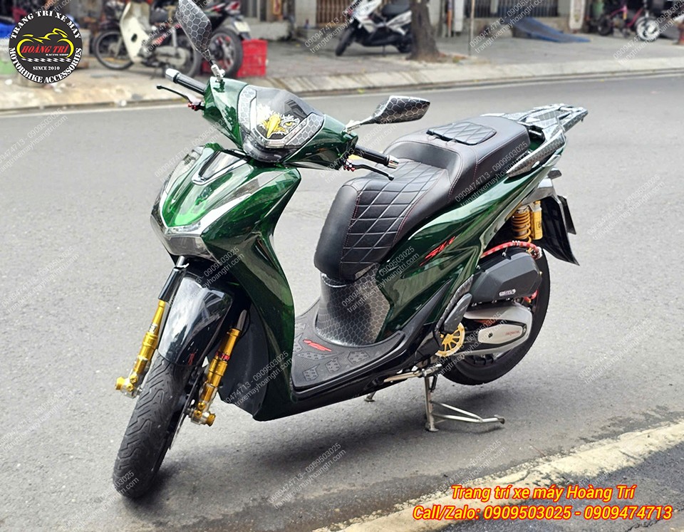 Nếu yêu thích phong cách Vetro Sh Ý, hãy nâng cấp ngay dàn áo trong suốt này