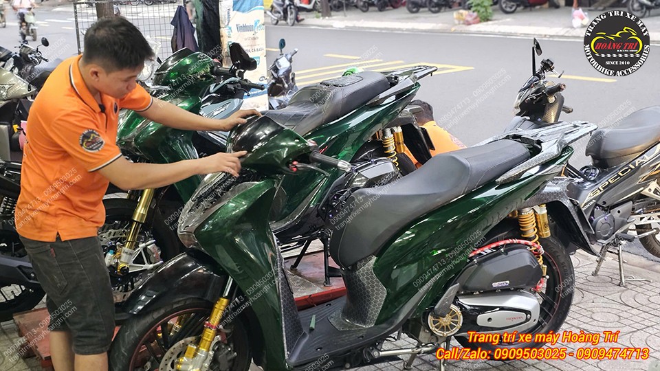 Chiếc Sh Việt 2020 dần hoàn thiện full dàn áo kiểu Vetro trong suốt