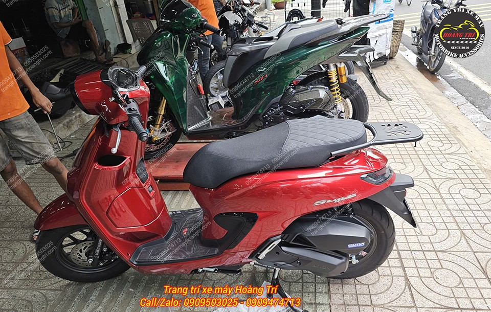 Đồng thời hỗ trợ gắn thùng sau một cách nhanh chóng, tiện lợi