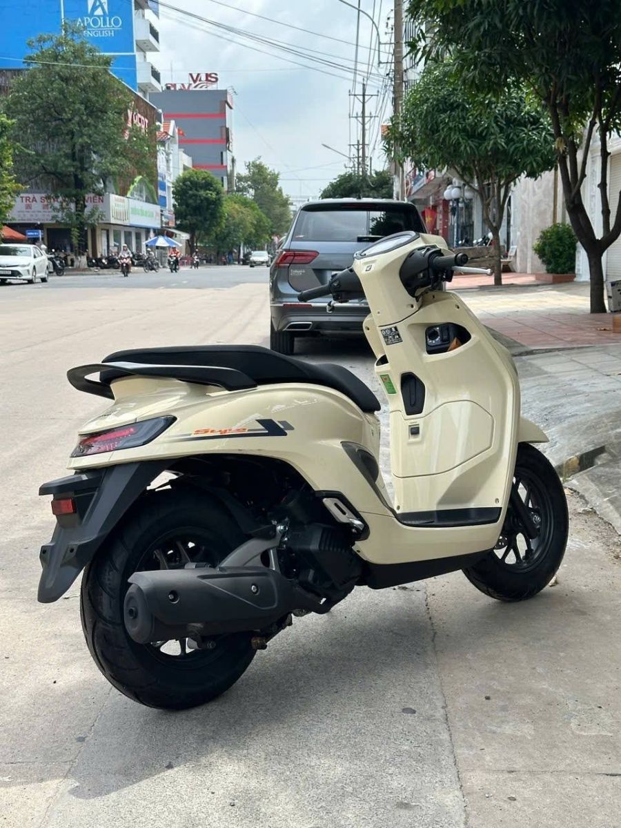 Dàn áo thay thế cho Stylo 160 chuẩn phong cách, giúp xe thêm tự tin