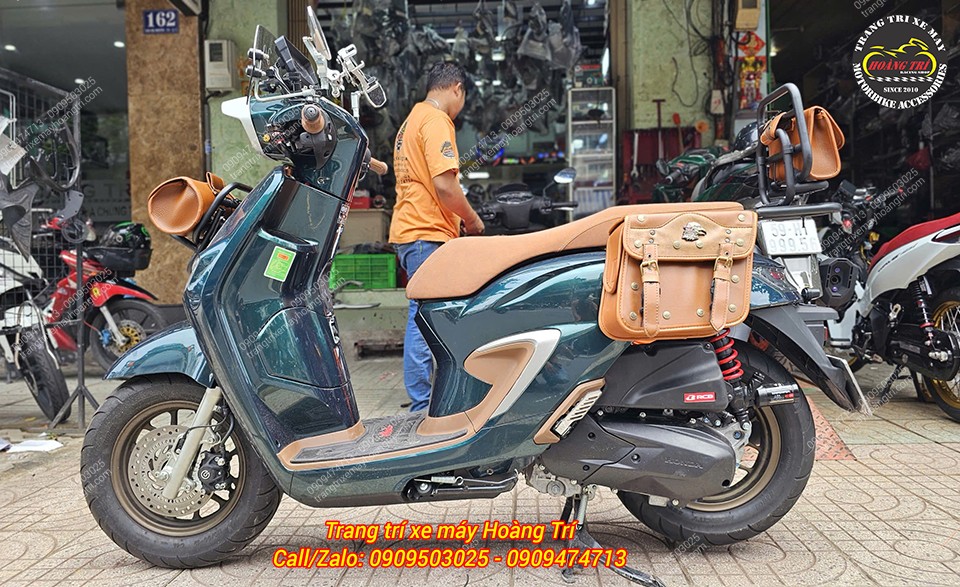 Trọn bộ gồm 4 túi treo được bố trí ở baga trước và baga sau của Stylo 160