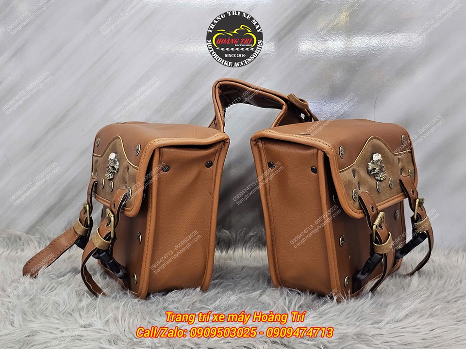 Sản phẩm mang phong cách cổ điển cùng chi tiết đầu đại bàng nổi bật
